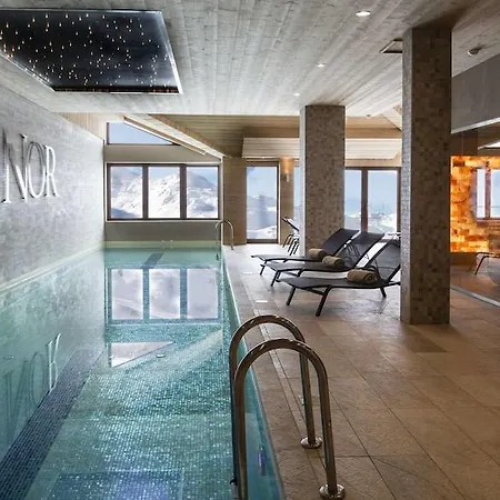 Koh-i Nor By Les Etincelles 5*