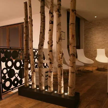 Koh-i Nor By Les Etincelles 5*