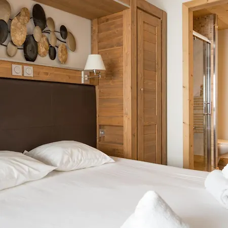 Koh-i Nor By Les Etincelles Apartmanhotel 5*