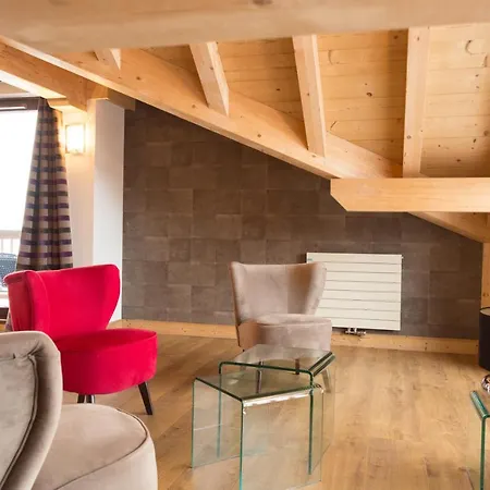 Hotel apartamentowy Koh-i Nor By Les Etincelles Val Thorens