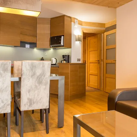 Koh-i Nor By Les Etincelles Apartmanhotel 5*