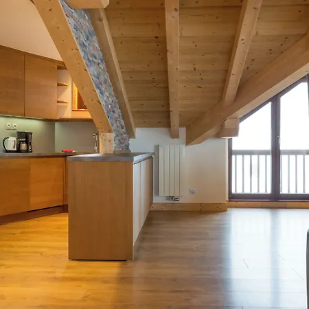 Koh-i Nor By Les Etincelles Apartmanhotel 5*