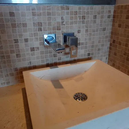 Hotel apartamentowy Koh-i Nor By Les Etincelles